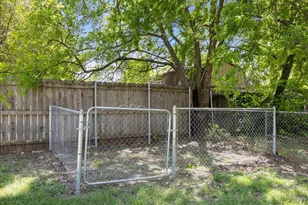 110 Omaha, Stephenville, TX 76401 - Photo 27
