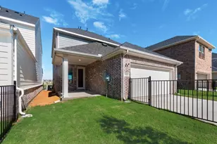 1910 Waterwalk Dr, Rowlett, TX 75088 - Photo 31