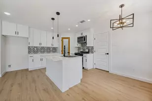 1409 Southmoor Dr, Arlington, TX 76010 - Photo 9