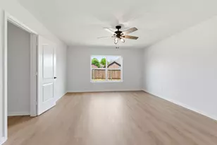 127 Bluebonnet Dr, Sanger, TX 76266 - Photo 15