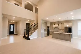 2818 Twin Ridge Dr, Arlington, TX 76001 - Photo 5