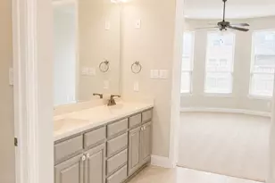 2818 Twin Ridge Dr, Arlington, TX 76001 - Photo 15