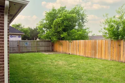 907 S Meriott Street, Ennis, TX 75119 - Photo 3