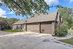 5001 Oak Mill Dr, Fort Worth, TX 76135 - Photo 3