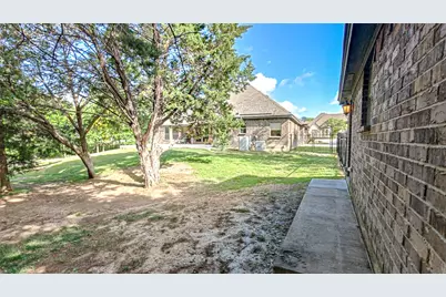 5001 Oak Mill Drive, Fort Worth, TX 76135 - Photo 35