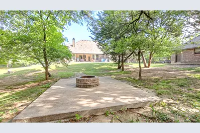 5001 Oak Mill Drive, Fort Worth, TX 76135 - Photo 35