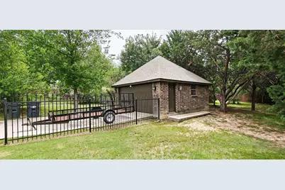 5001 Oak Mill Drive, Fort Worth, TX 76135 - Photo 31