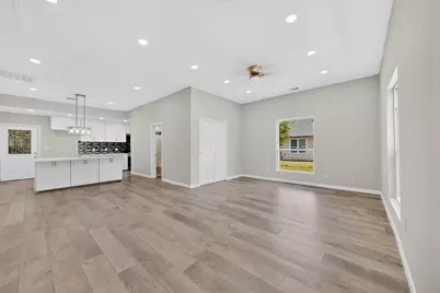 1612 Jones Street, Greenville, TX 75401 - Photo 7