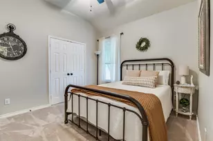 12332 Wagon Bow Dr, Burleson, TX 76028 - Photo 15