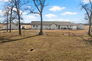 236 Co Rd 2391, Pickton, TX 75471 - Photo 39