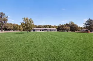 529 Morris Ln, Greenville, TX 75402 - Photo 35