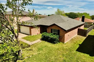 925 Brooks Dr, Cedar Hill, TX 75104 - Photo 21