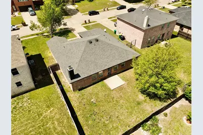 925 Brooks Drive, Cedar Hill, TX 75104 - Photo 3