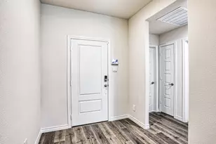 9813 Daisy Mae Ln, Aubrey, TX 76227 - Photo 5