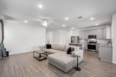 1316 Pepperhill Lane, Fort Worth, TX 76131 - Photo 5