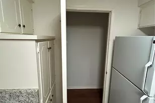 1302 Crescent St, Denton, TX 76201 - Photo 27