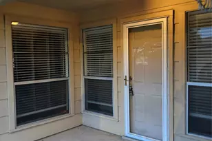 1302 Crescent St, Denton, TX 76201 - Photo 7