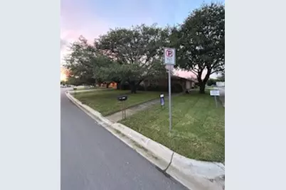 1302 Crescent Street, Denton, TX 76201 - Photo 11