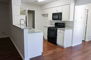 1302 Crescent St, Denton, TX 76201 - Photo 13
