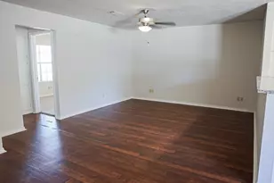 1302 Crescent St, Denton, TX 76201 - Photo 19