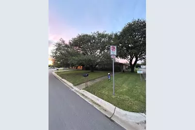 1302 Crescent Street, Denton, TX 76201 - Photo 25