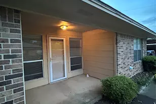 1302 Crescent St, Denton, TX 76201 - Photo 5