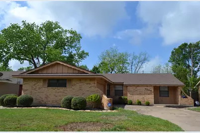 1124 Pembrook Drive, Waco, TX 76710 - Photo 1