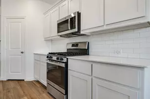 1500 Van Gogh Dr, Little Elm, TX 75068 - Photo 9