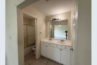 4809 Brianhill Drive, Fort Worth, TX 76135 - Photo 7