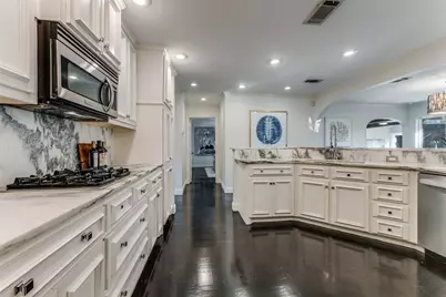 3778 Shorecrest Drive, Dallas, TX 75209 - Photo 9