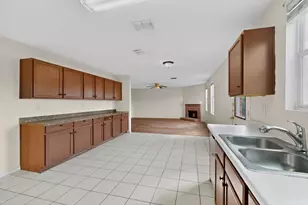 602 Flooded Gum St, Arlington, TX 76002 - Photo 15