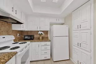 14151 Montfort Dr, Dallas, TX 75254 - Photo 9