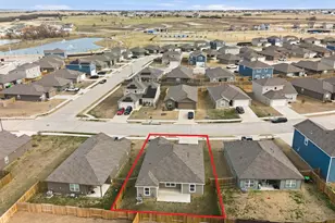 13709 Roosevelt Arch Dr, Ponder, TX 76259 - Photo 7