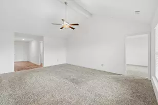 13709 Roosevelt Arch Dr, Ponder, TX 76259 - Photo 21