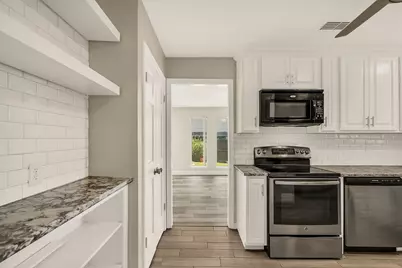 1005 Nottingham Drive, Carrollton, TX 75007 - Photo 19