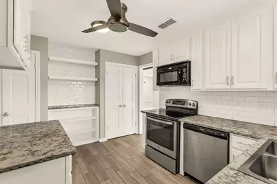 1005 Nottingham Drive, Carrollton, TX 75007 - Photo 15
