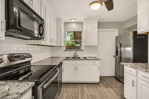 1005 Nottingham Dr, Carrollton, TX 75007 - Photo 17