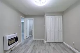 311 W McKinney St, Pilot Point, TX 76258 - Photo 11