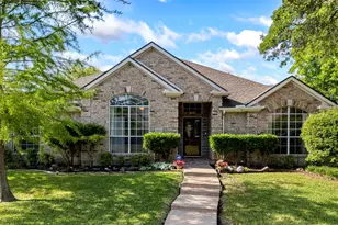 1906 Walnut Hill Dr, Rowlett, TX 75088 - Photo 1