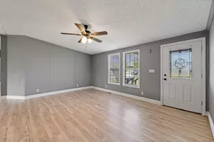 5509 Texas St, Joshua, TX 76058 - Photo 5