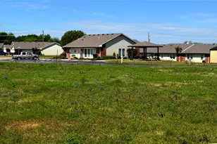 324 Preston Rd, Mabank, TX 75147 - Photo 1