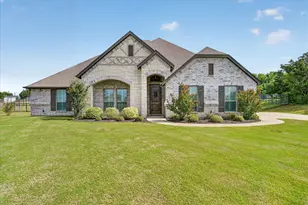 1019 Merriam Ct, Weatherford, TX 76087 - Photo 1