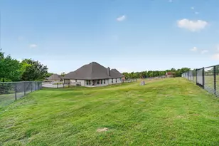 1019 Merriam Ct, Weatherford, TX 76087 - Photo 37