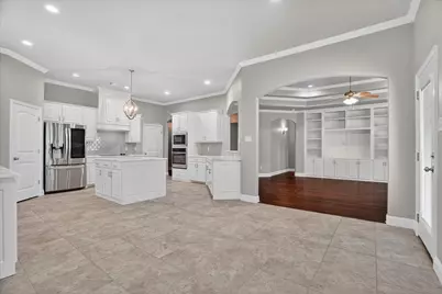 1019 Merriam Court, Weatherford, TX 76087 - Photo 9