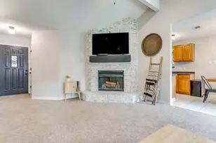 425 Little Fox Ln, Fort Worth, TX 76108 - Photo 11