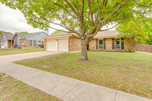 425 Little Fox Ln, Fort Worth, TX 76108 - Photo 5