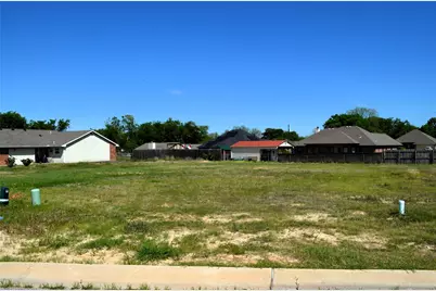 316 Preston Road, Mabank, TX 75147 - Photo 1