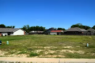 316 Preston Rd, Mabank, TX 75147 - Photo 1