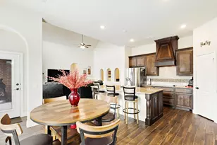 1919 Bellflower Dr, Glenn Heights, TX 75154 - Photo 13