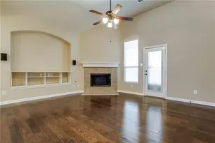 916 Partridge Dr, Aubrey, TX 76227 - Photo 5